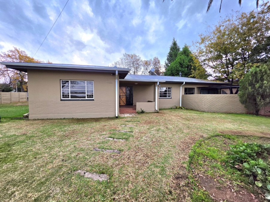 5 Bedroom Property for Sale in Jordania Free State